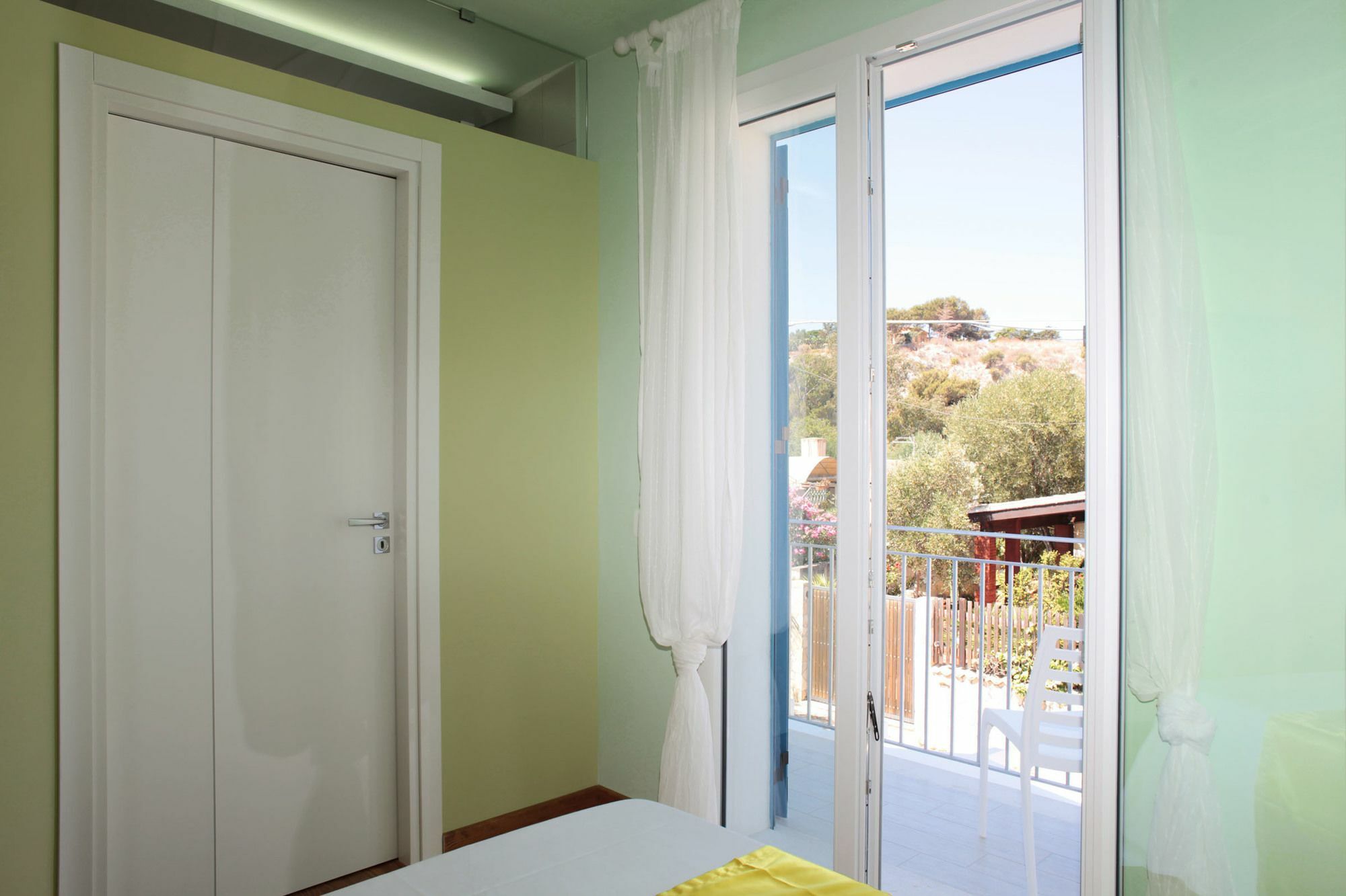 Rivazzurra Design Rooms 圣维托罗卡波 外观 照片