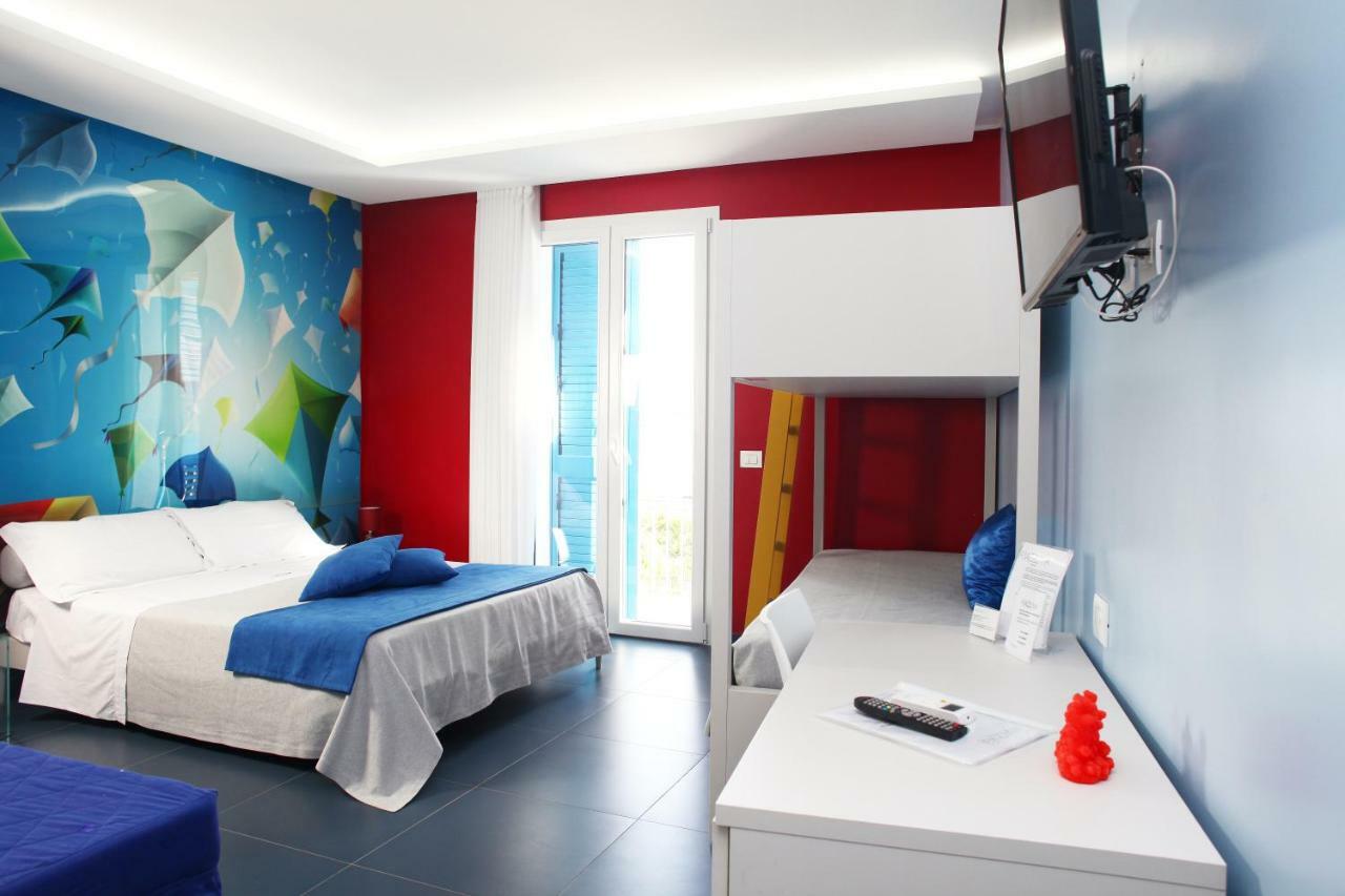 Rivazzurra Design Rooms 圣维托罗卡波 外观 照片