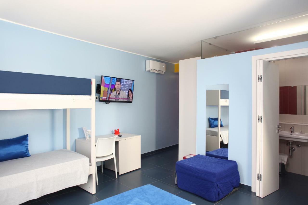 Rivazzurra Design Rooms 圣维托罗卡波 外观 照片